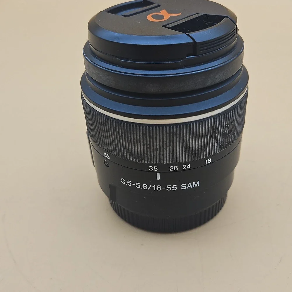 Sony DT 18-55mm F/3.5-5.6 SAM Standard Zoom Lens SAL1855 Camera Lens